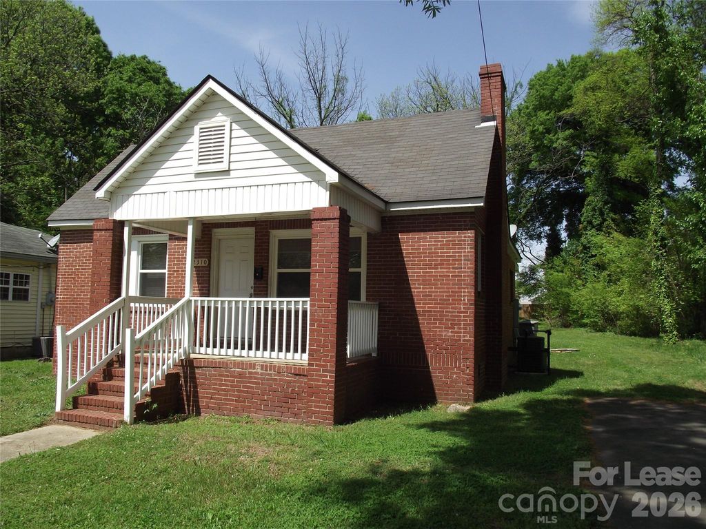 2310 Dundeen Street, Charlotte, NC 28216