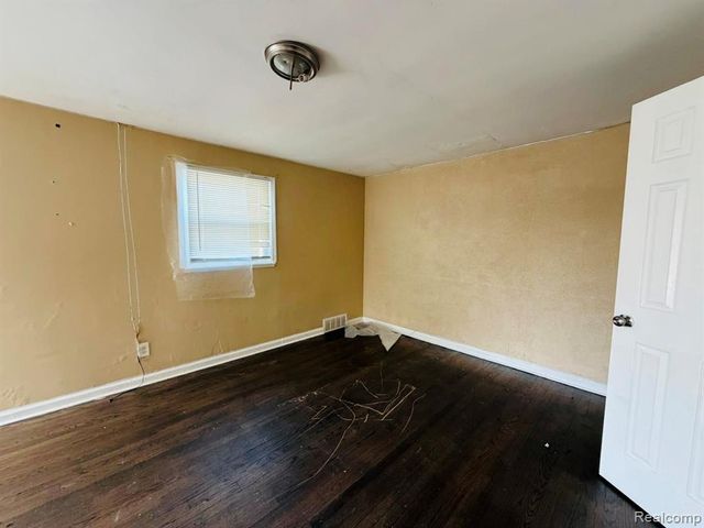 1889 Ewald Circle, Detroit, MI 48238