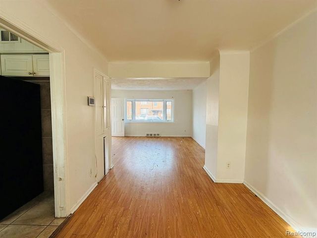 1889 Ewald Circle, Detroit, MI 48238