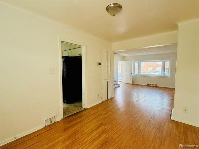 1889 Ewald Circle, Detroit, MI 48238