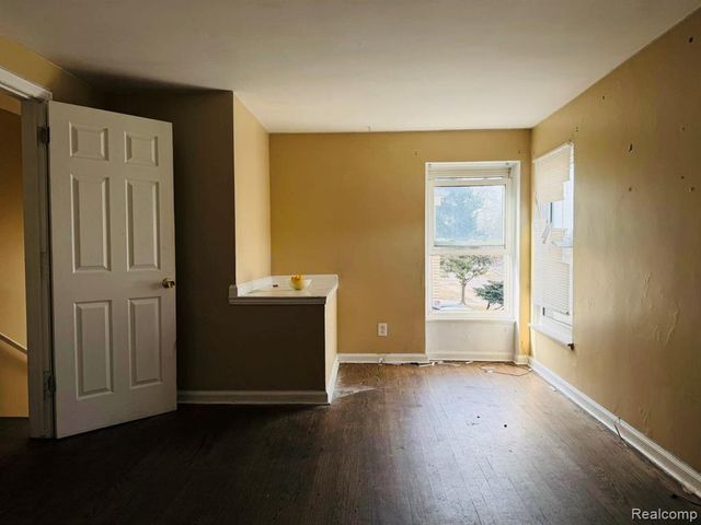 1889 Ewald Circle, Detroit, MI 48238