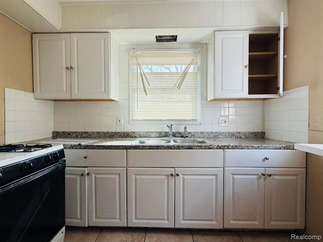 1889 Ewald Circle, Detroit, MI 48238