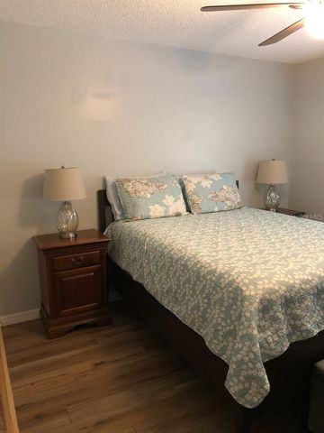 255 W OSCEOLA STREET, Clermont, FL 34711