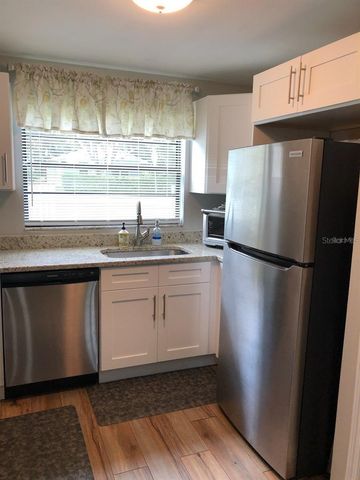 255 W OSCEOLA STREET, Clermont, FL 34711