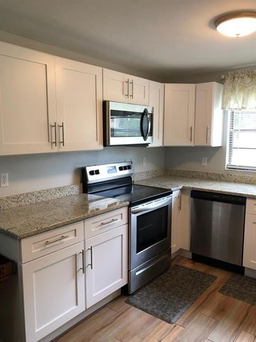 255 W OSCEOLA STREET, Clermont, FL 34711
