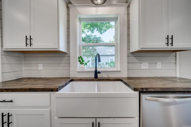 953 Watkins Street, Conway, AR 72034