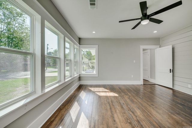 953 Watkins Street, Conway, AR 72034