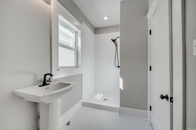 953 Watkins Street, Conway, AR 72034