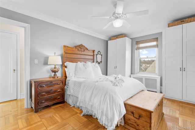 910 Stuart Avenue 4L, Mamaroneck, NY 10543