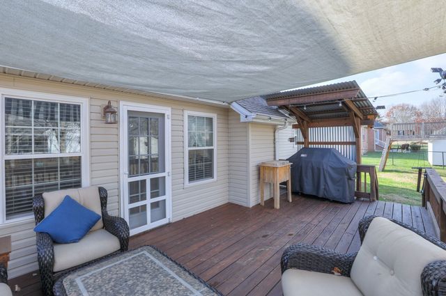 2110 Gaston Ct, Murfreesboro, TN 37128