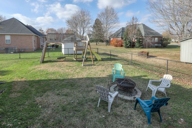 2110 Gaston Ct, Murfreesboro, TN 37128