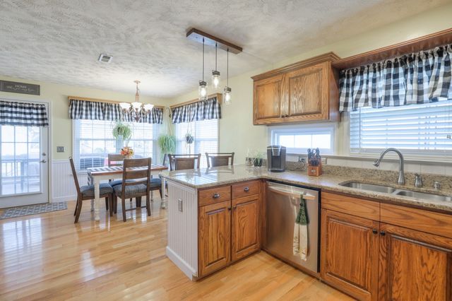 2110 Gaston Ct, Murfreesboro, TN 37128