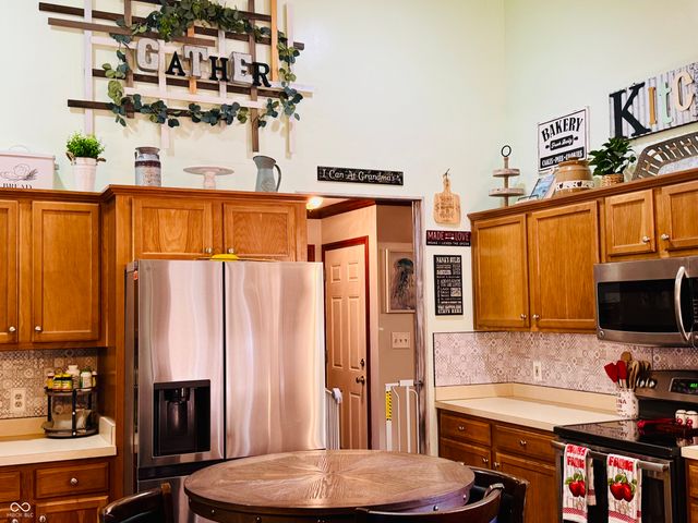 2720 Falcon Court, Seymour, IN 47274