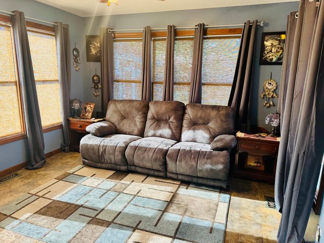2720 Falcon Court, Seymour, IN 47274