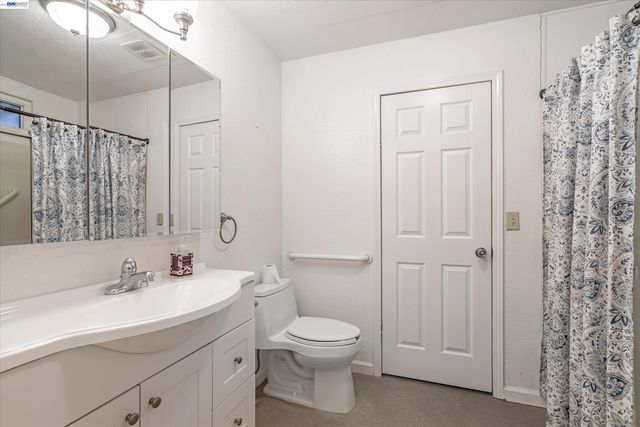 3263 Vineyard Ave 62, Pleasanton, CA 94566