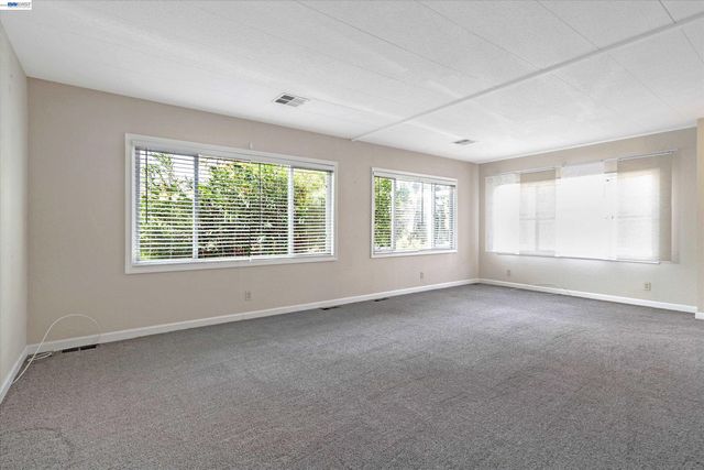 3263 Vineyard Ave 62, Pleasanton, CA 94566