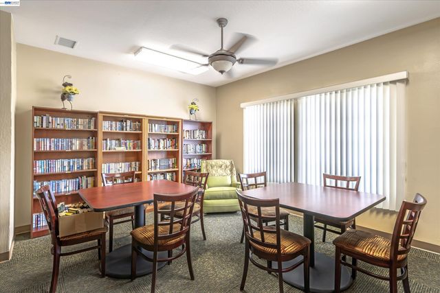 3263 Vineyard Ave 62, Pleasanton, CA 94566