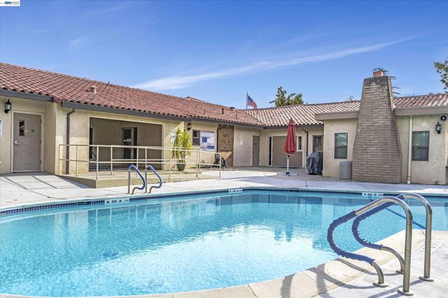 3263 Vineyard Ave 62, Pleasanton, CA 94566