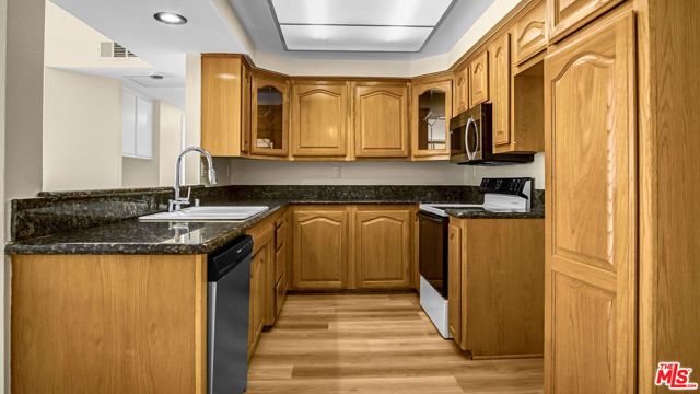 75 Carriage Way, Pomona, CA 91766