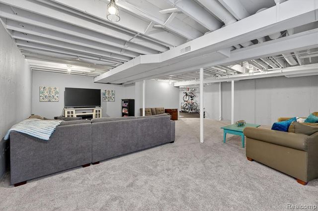 50070 Venice Court, Northville, MI 48168