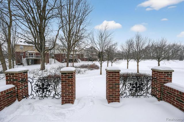 50070 Venice Court, Northville, MI 48168