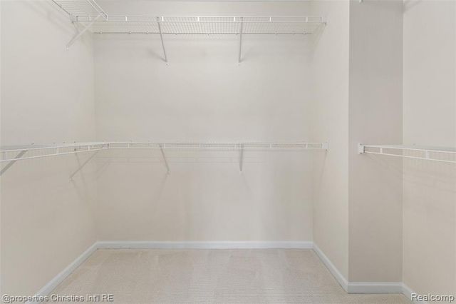 29426 Glenoaks, Farmington Hills, MI 48334