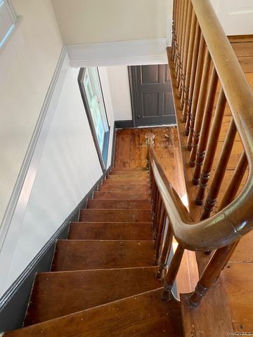 20 Quogue Street, Quogue, NY 11959