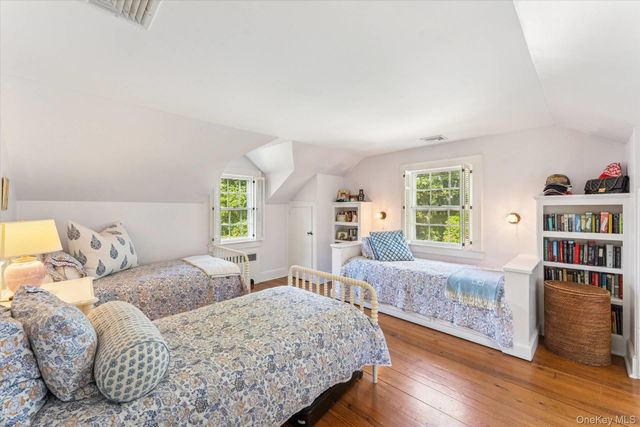 20 Quogue Street, Quogue, NY 11959