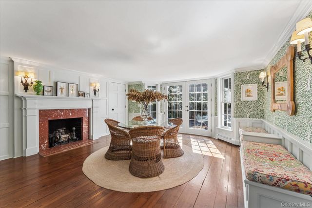 20 Quogue Street, Quogue, NY 11959