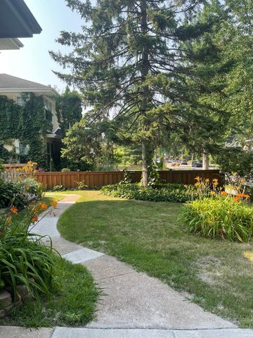258 Macalester Street, Saint Paul, MN 55105