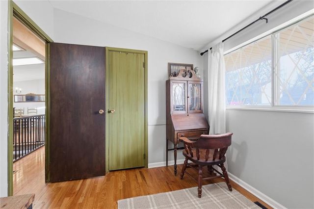 9938 Fair Lane Road, Lenexa, KS 66215