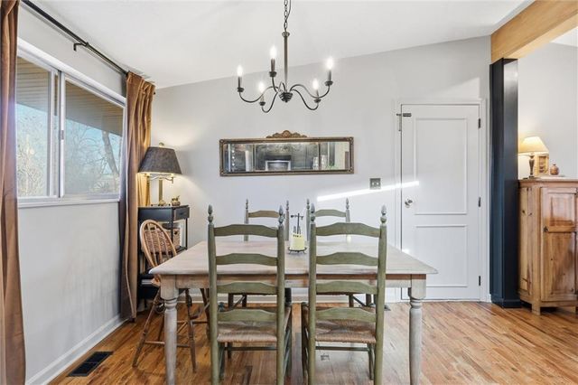 9938 Fair Lane Road, Lenexa, KS 66215