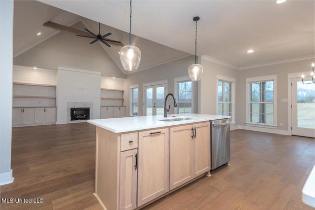 4257 Edison Drive, Nesbit, MS 38651