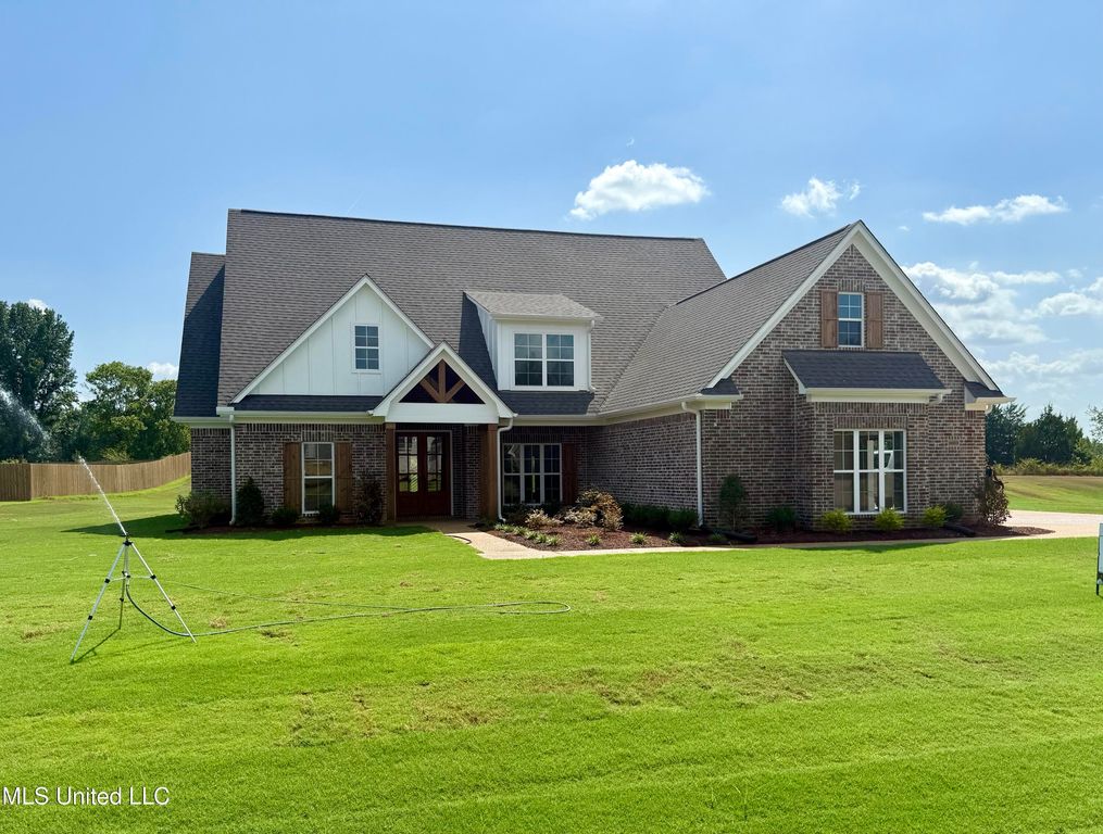 4257 Edison Drive, Nesbit, MS 38651
