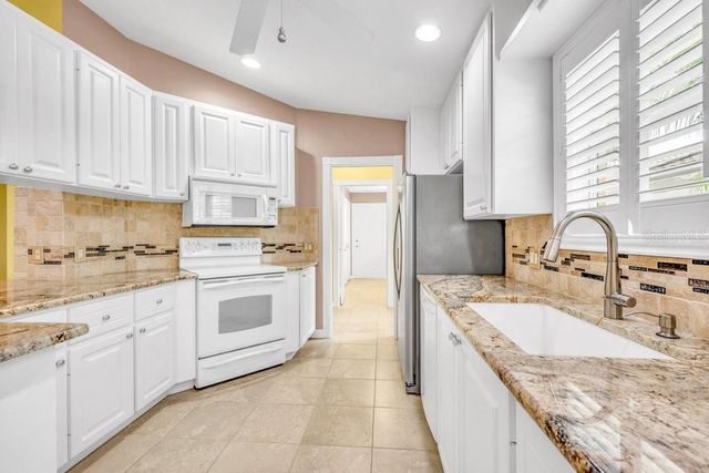 7617 CAMMINARE DRIVE, Sarasota, FL 34238