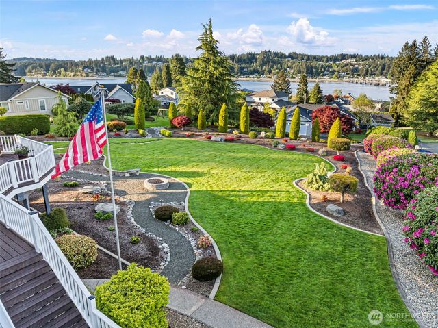 218 Bella Vista Drive, Fox Island, WA 98333