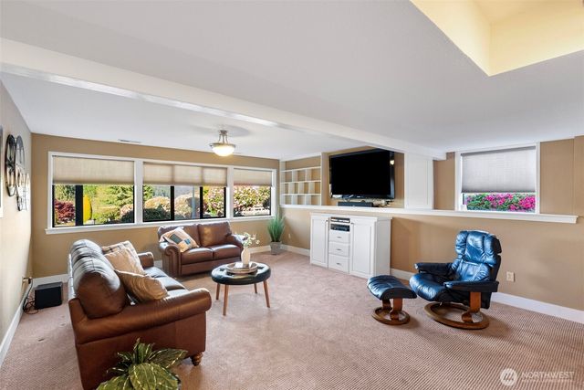 218 Bella Vista Drive, Fox Island, WA 98333