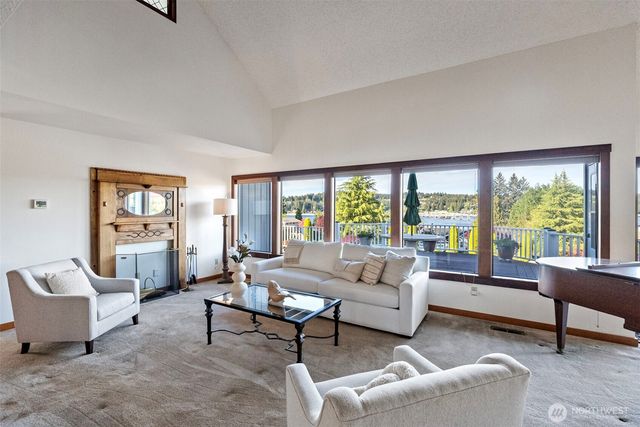 218 Bella Vista Drive, Fox Island, WA 98333