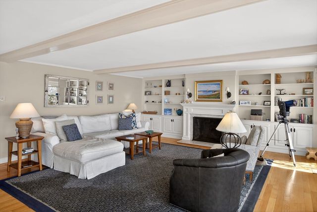 142 Greely Ave, Barnstable, MA 02672