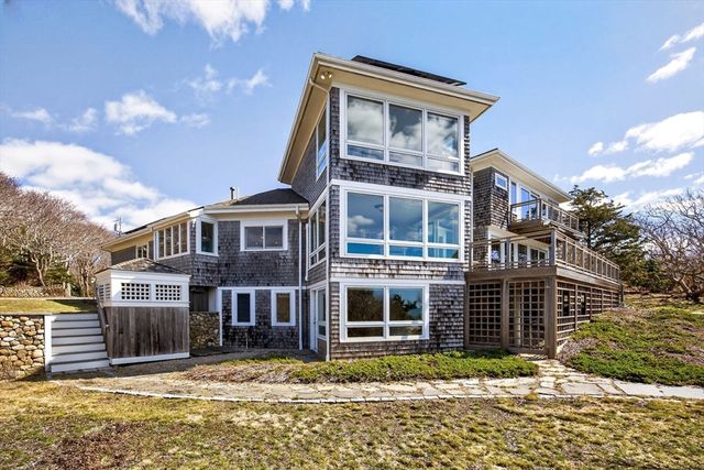 142 Greely Ave, Barnstable, MA 02672