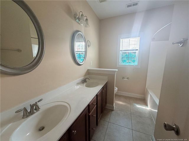 548 Windover Drive, Raeford, NC 28376
