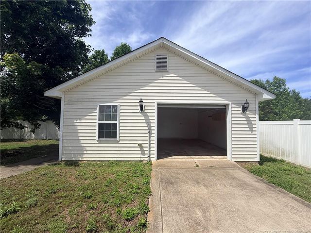 548 Windover Drive, Raeford, NC 28376