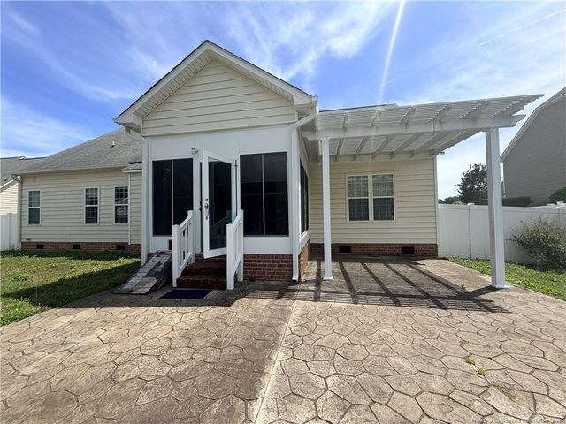 548 Windover Drive, Raeford, NC 28376