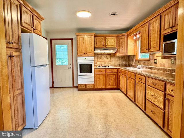 13709 FIR TREE LN, Cresaptown, MD 21502