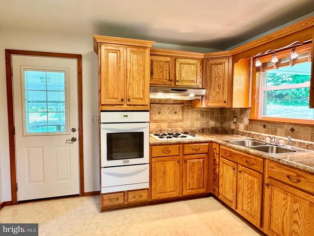 13709 FIR TREE LN, Cresaptown, MD 21502