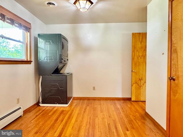 13709 FIR TREE LN, Cresaptown, MD 21502
