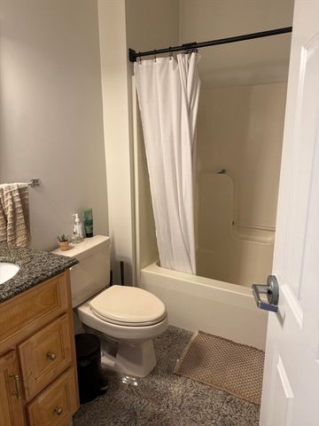 330 Summit Ave 104, Boston, MA 02135