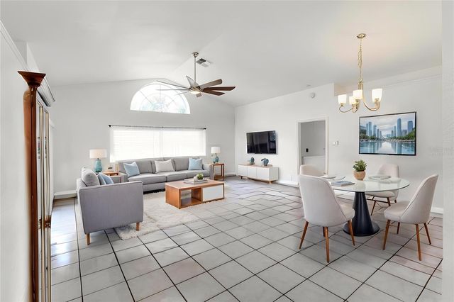 437 VIA DEL SOL DRIVE, Davenport, FL 33896