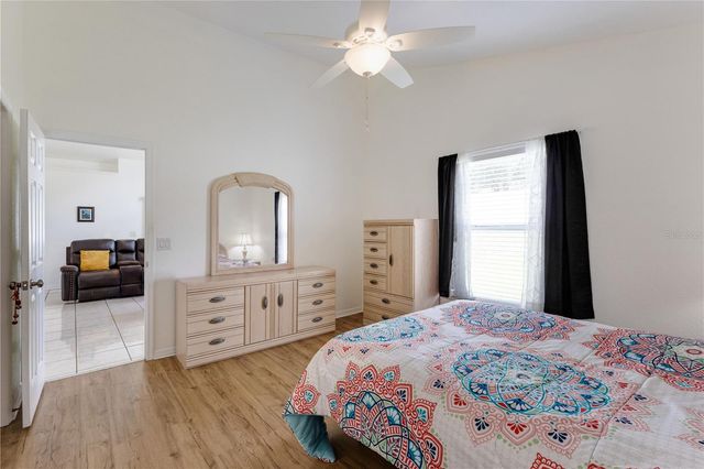 437 VIA DEL SOL DRIVE, Davenport, FL 33896