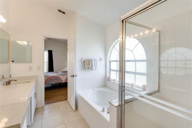 437 VIA DEL SOL DRIVE, Davenport, FL 33896
